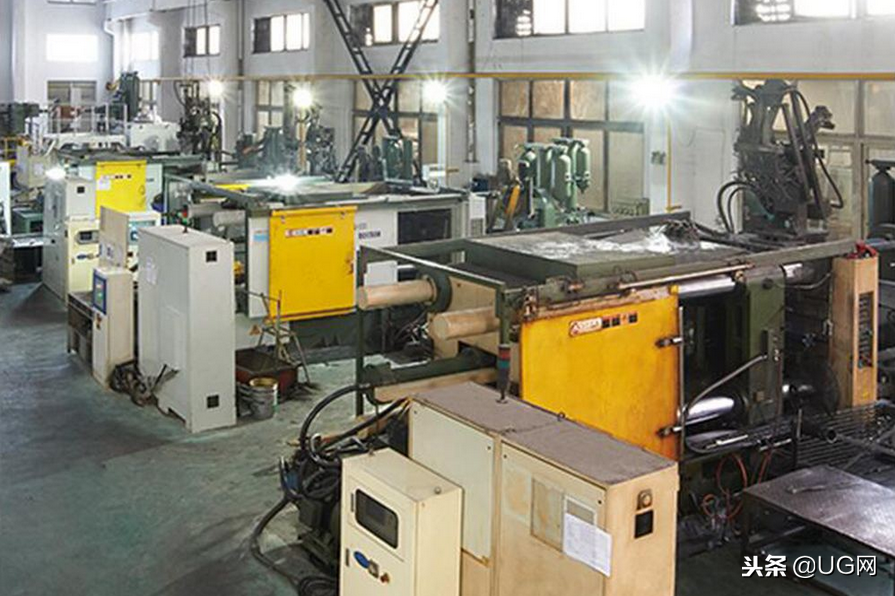 兄弟两个一起学习UG模具设计，目的不一样，初衷却都是提升自己我（ug设计模具全过程）