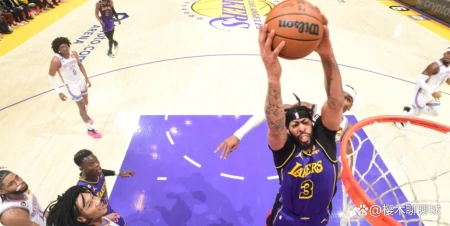 浓眉爆砍37+14！季后赛卡位战带队击败雷霆，湖人赢得关键胜利！-湖人官方确认浓眉伤情