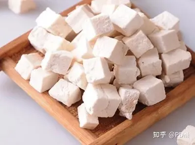 茯苓的主要作用（茯苓的主要作用在人体的哪个部位）