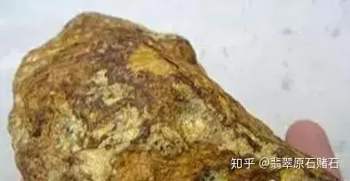 最全15种翡翠原石皮壳知识，翡翠原石图片文字释全！-翡翠原石的皮色种类