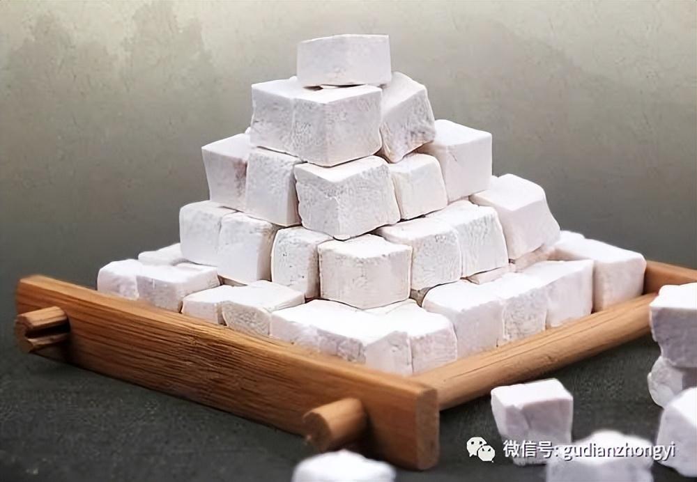 被誉为“四时神药”的茯苓，究竟神在哪里？（中药茯苓神的疗效和作用）