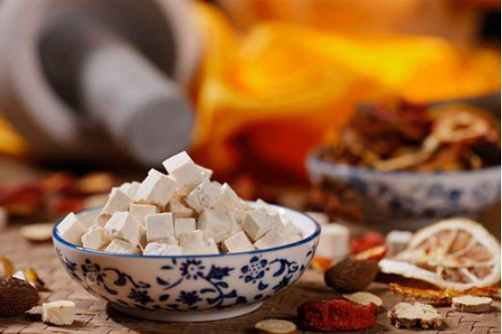 茯苓功效神奇却不可多食（茯苓效用）