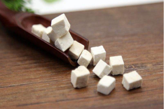 茯苓功效神奇却不可多食（茯苓效用）