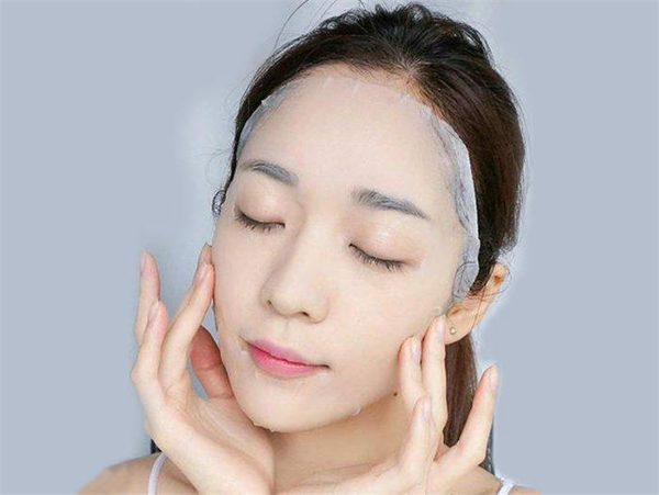 蜂蜜白茯苓面膜可以每天做吗？蜂蜜茯苓粉面膜的功效与作用？（蜂蜜白茯苓面膜敷多久）