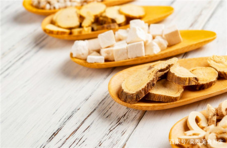 茯苓对我们人体而言到底有什么功效？提醒：这几点功效各位要知晓（茯苓主要起什么作用）