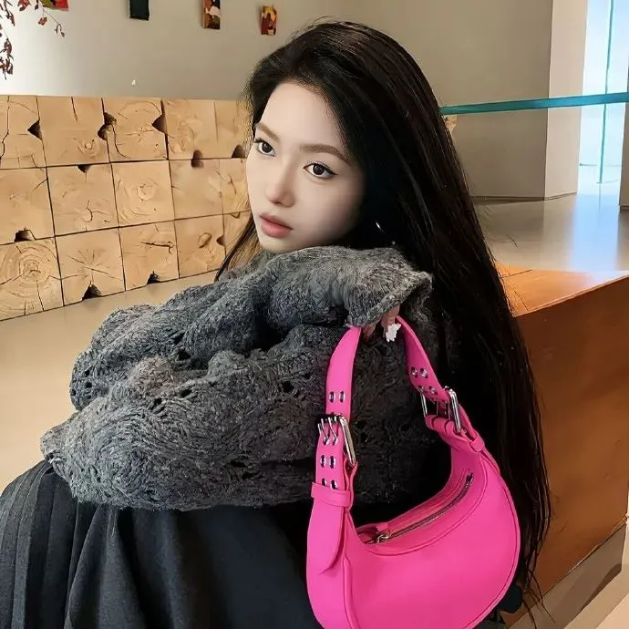 换个好看的微信头像（60张）-好看的微信头像名字