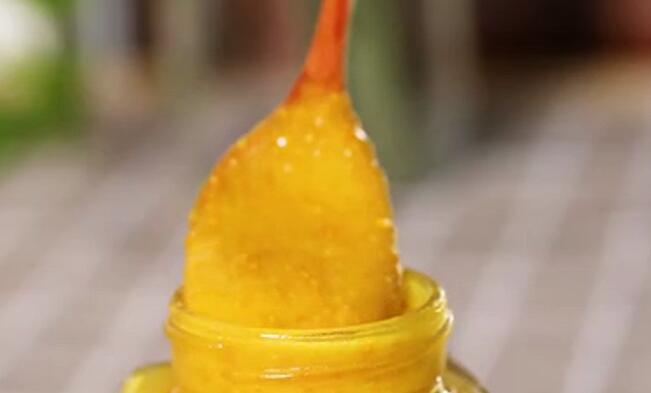 蜂产品有哪些?蜂王浆的作用和功效-蜂王浆都有哪些功效