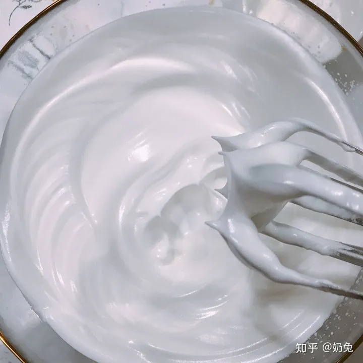 零基础家庭戚风蛋糕教程（家庭戚风蛋糕配方）