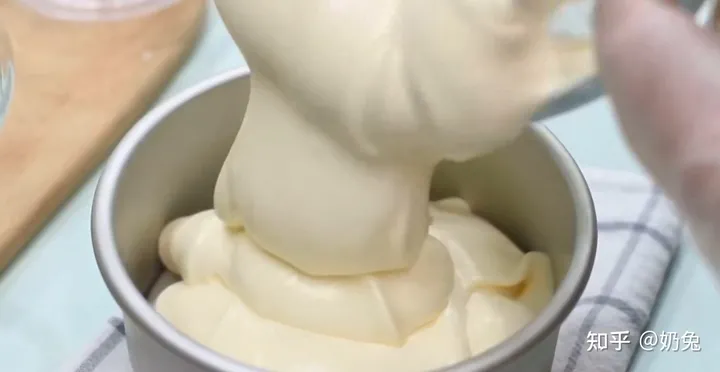 零基础家庭戚风蛋糕教程（家庭戚风蛋糕配方）