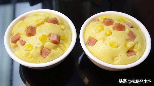 最近一款懒人蛋糕超火，做法简单又营养，松软美味，吃一次就爱上（懒人蛋糕简单做法全蛋）