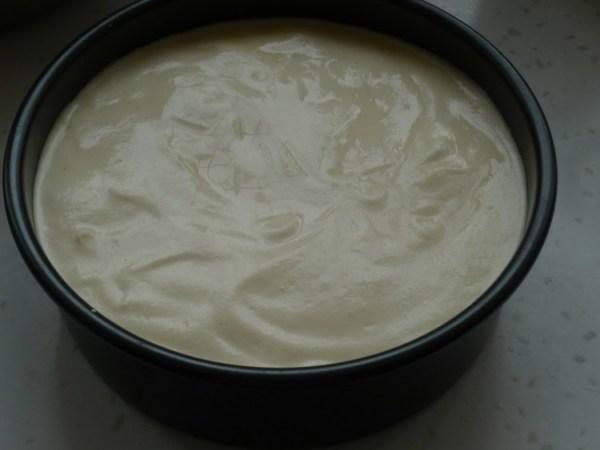 在家做蛋糕，按11个步骤做，1不塌陷，2弹性好，3蛋糕细腻口感好（怎样在家做蛋糕好吃）