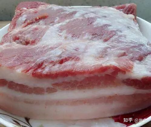 扣肉的做法：一煮二炸三泡四蒸五扣，香气扑鼻，爽口而不腻人（扣肉怎么做啊?）