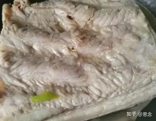 扣肉的做法：一煮二炸三泡四蒸五扣，香气扑鼻，爽口而不腻人（扣肉怎么做啊?）