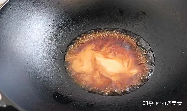 难怪酒店的扣肉那么好吃，原来诀窍这么简单，学会给家人露一手吧（扣肉教程）