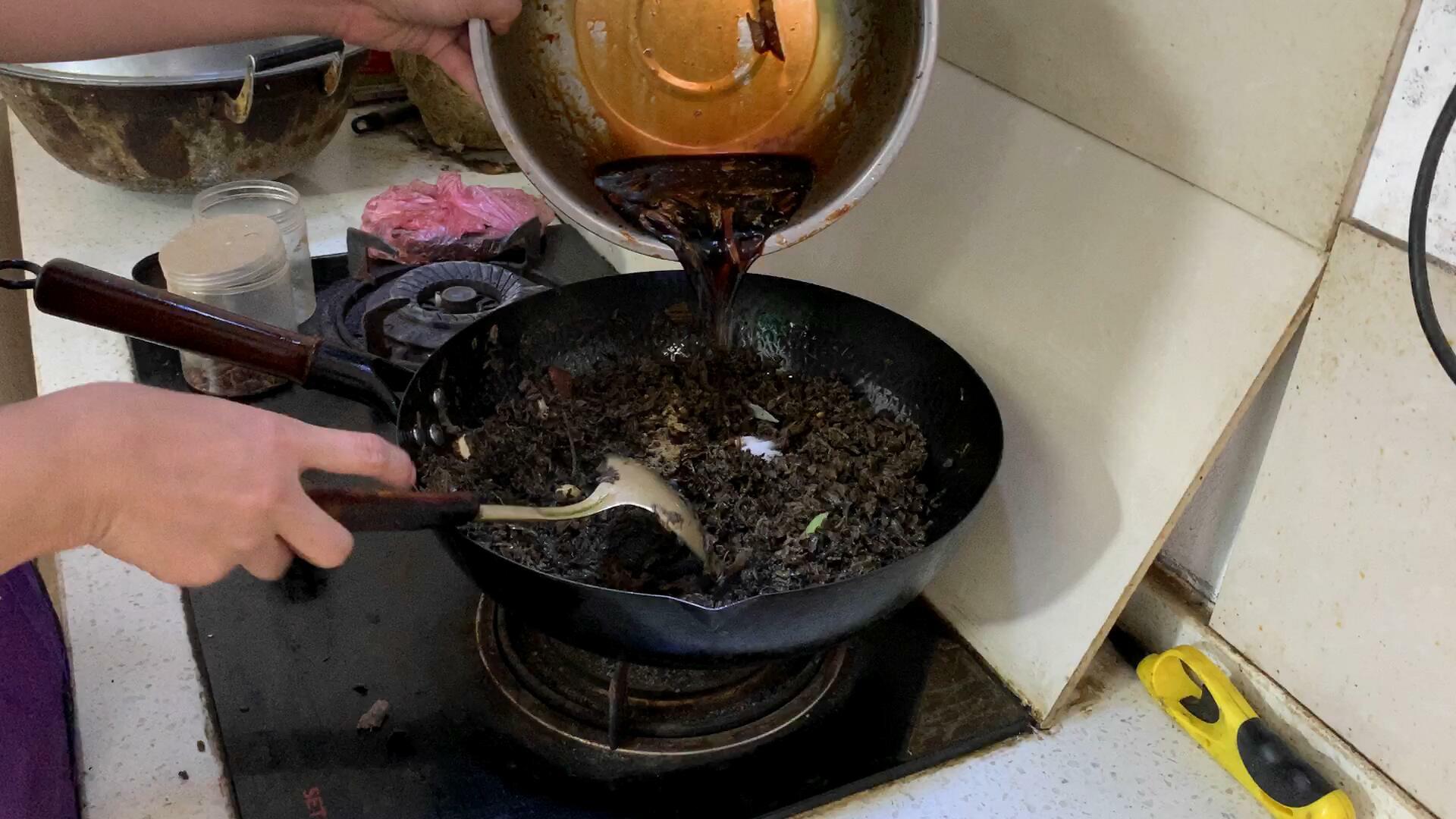 正宗扣肉的家常做法，掌握好技巧其实也不难，肥而不腻，全家爱吃（教你正宗的扣肉做法,掌握这些诀窍,好吃不油腻）