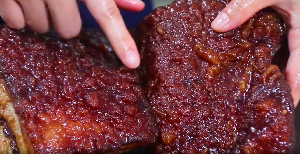 我把扣肉做绝了，五星级大厨都点赞，做法正宗，好看好吃不油腻（扣肉做法家庭做法视频）