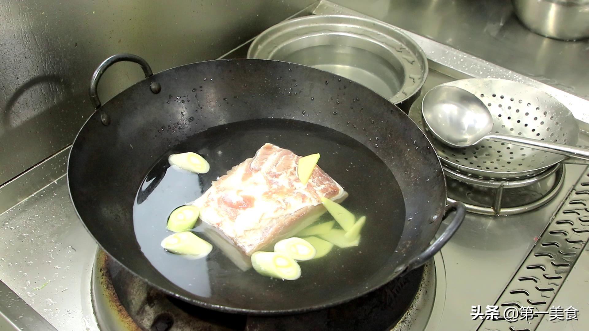 扣肉怎么做好吃?厨师长教你详细技巧，肉汁四溢，肥而不腻（扣肉要怎样做才好吃）