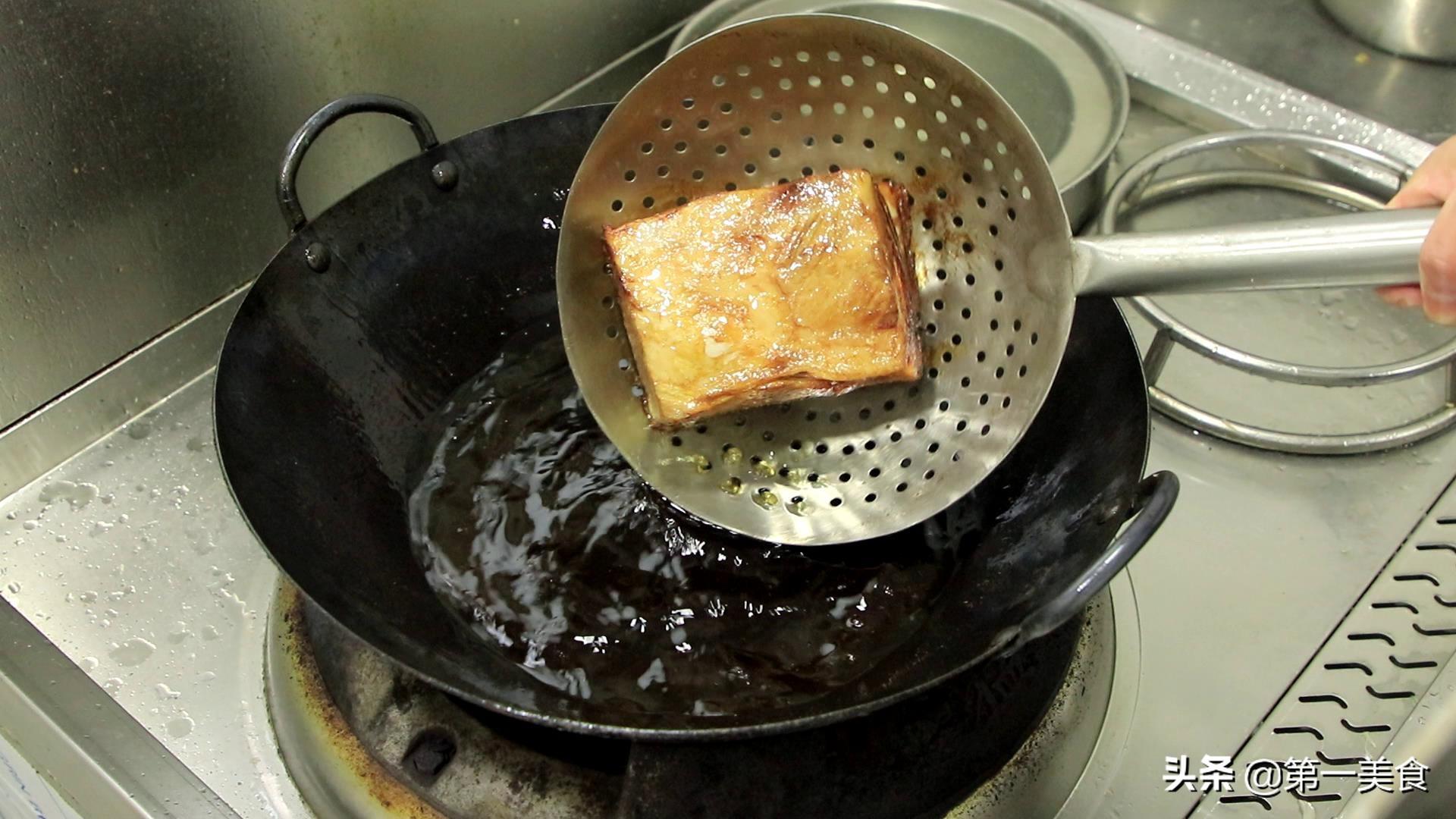 扣肉怎么做好吃?厨师长教你详细技巧，肉汁四溢，肥而不腻（扣肉要怎样做才好吃）