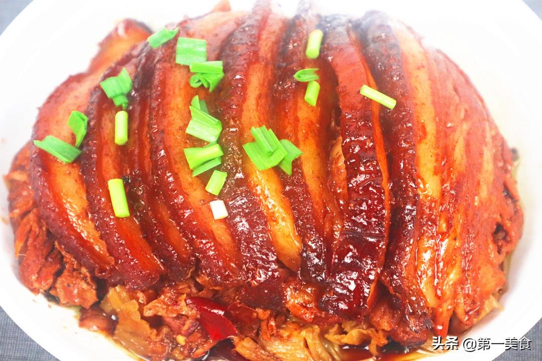 难怪饭店的扣肉那么好吃？原来诀窍这么简单，学会给家人露一手吧（扣肉怎么整）