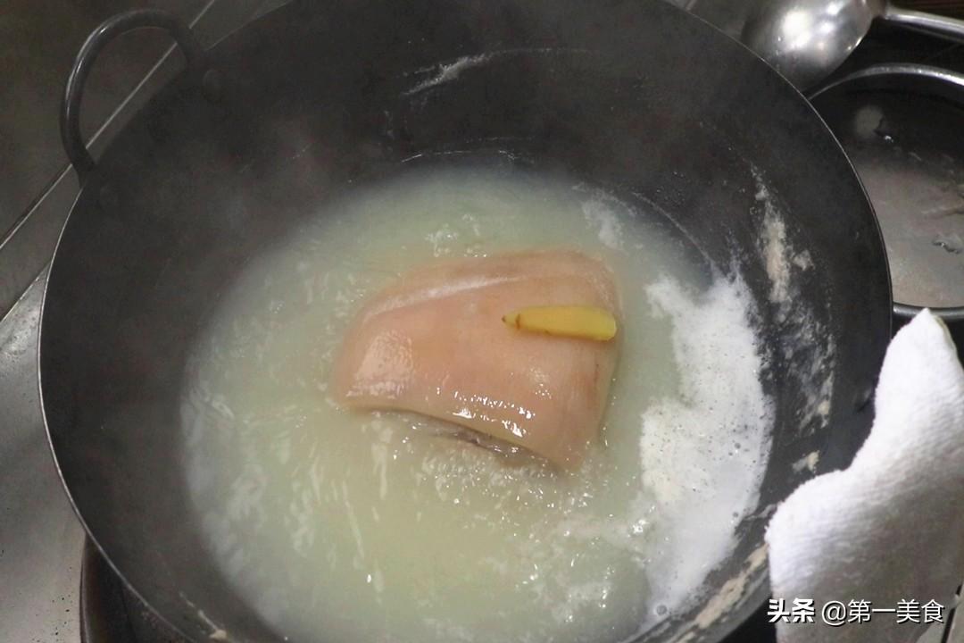 难怪饭店的扣肉那么好吃？原来诀窍这么简单，学会给家人露一手吧（扣肉怎么整）