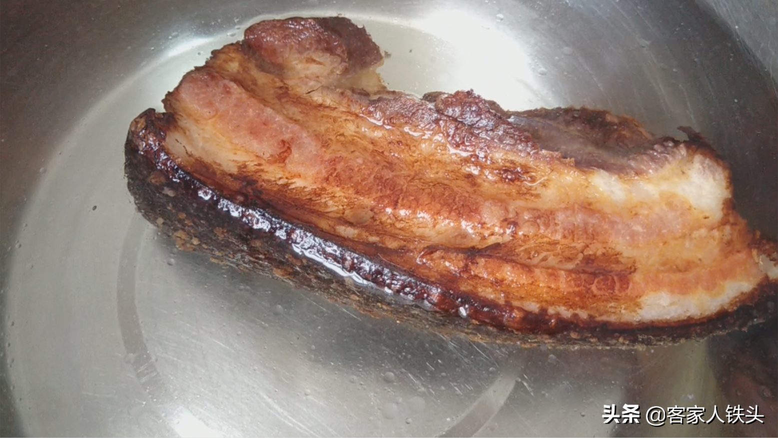 扣肉怎么做好吃？想要正宗美味，关键一步不能漏，出锅比饭店的香（扣肉这样做才好吃）