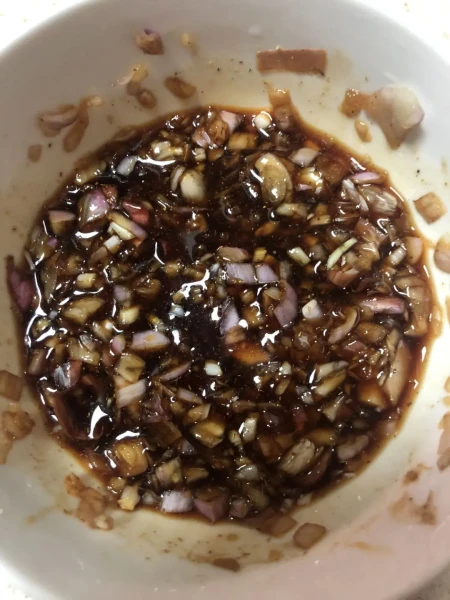 扣肉别再炒着吃了，教你懒人做法，不柴不腻，每次上桌都被抢光光（扣肉要怎么做才好吃又简单）