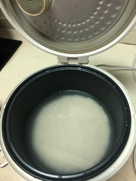 扣肉别再炒着吃了，教你懒人做法，不柴不腻，每次上桌都被抢光光（扣肉要怎么做才好吃又简单）