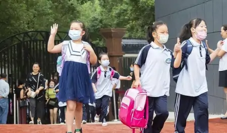 放假通知来啦！2023全国大中小学暑假安排已定-2021年中小学暑假放假通知