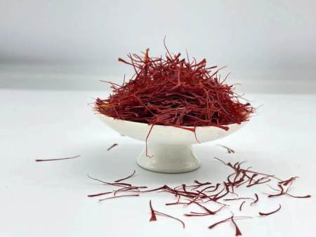 藏红花虽小，作用很大，关于藏红花的食用禁忌，喝之前要了解明白（藏红花的禁忌症和功效）