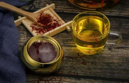 藏红花虽小，作用很大，关于藏红花的食用禁忌，喝之前要了解明白（藏红花的禁忌症和功效）