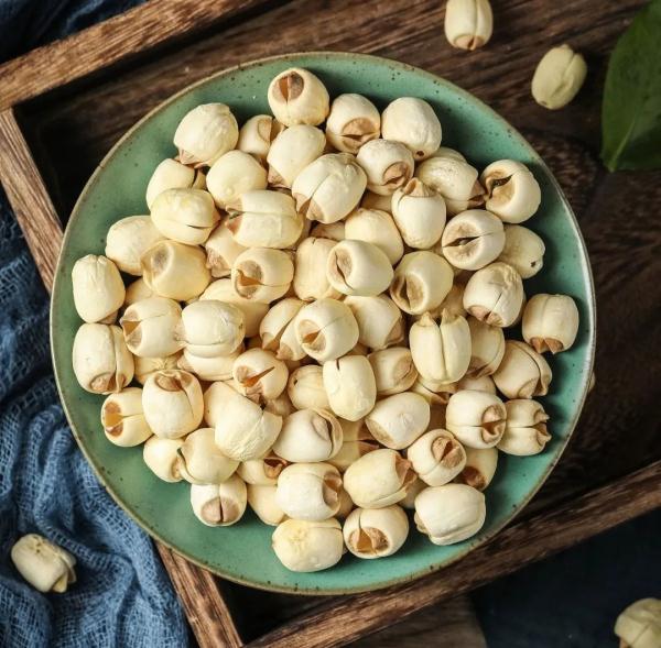 盛夏时节宁可不吃肉，也要吃这“水中灵芝”！生吃清热、熟吃养胃-水灵芝的作用与功效图片