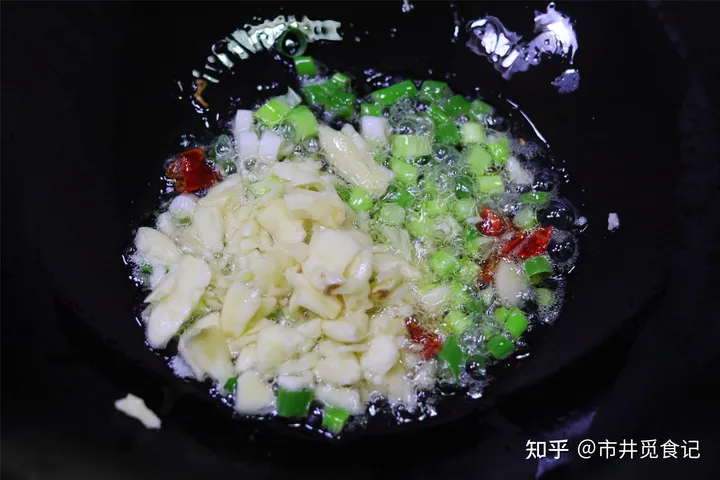 男人夏日进补，建议以“镁”为先，多吃4菜2果，恢复活力快得很（镁对男人的功效）