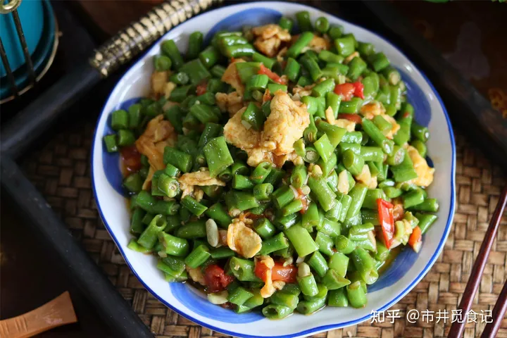 男人夏日进补，建议以“镁”为先，多吃4菜2果，恢复活力快得很（镁对男人的功效）