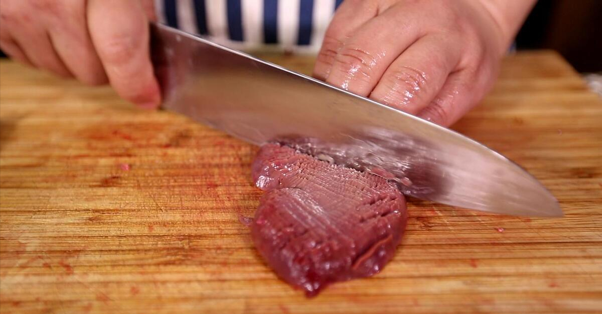 它是男人的“滋补猛将”，隔三岔五吃一次，滋补肾经，身体强壮（男人滋补药材有哪些）