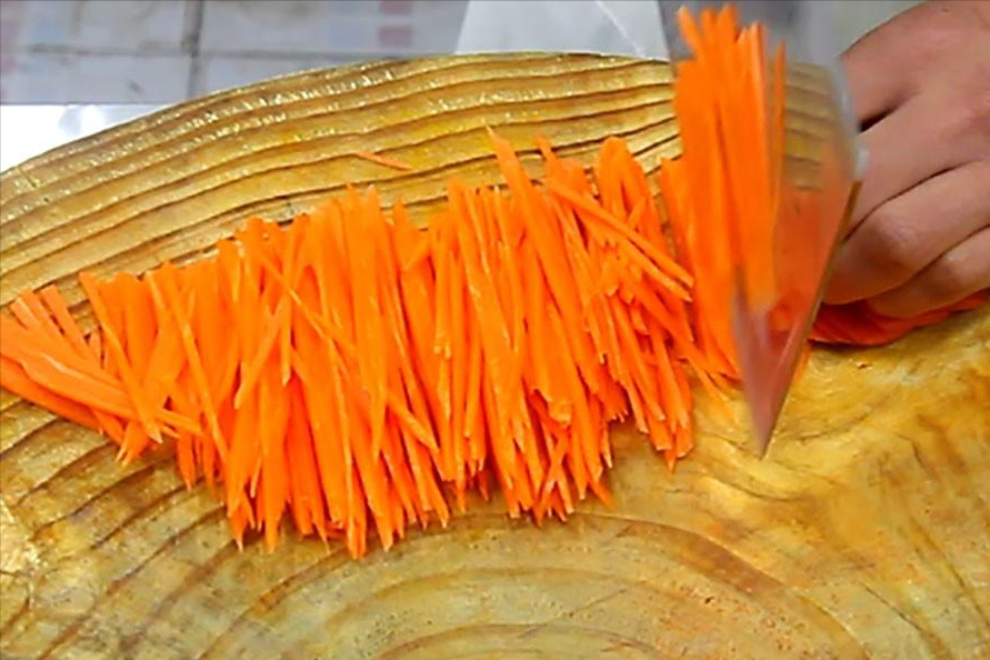 男人年过50岁，如果条件允许，可常吃4道“强肾菜”，精力更充沛（50岁男人多吃什么补肾好）