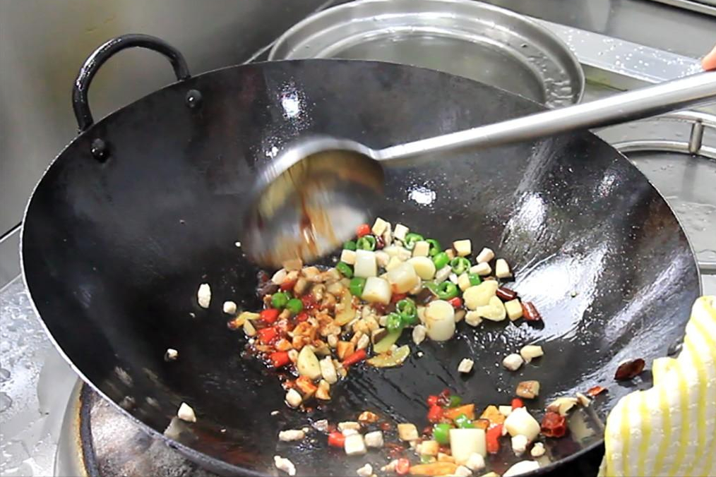 男人年过50岁，如果条件允许，可常吃4道“强肾菜”，精力更充沛（50岁男人多吃什么补肾好）