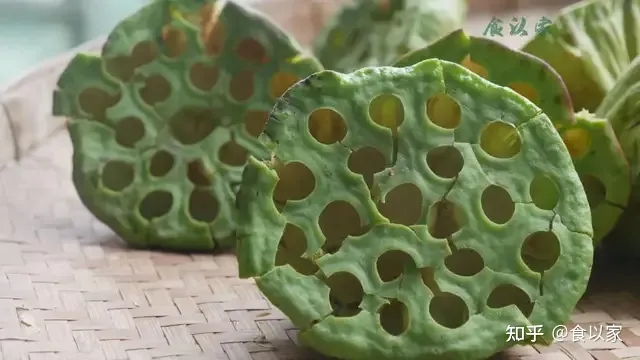 吃新鲜莲子，不要丢弃它，活血化瘀，女人最适合-吃新鲜莲子的好处与功效