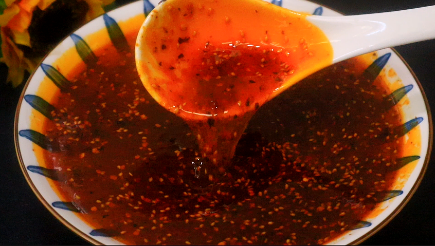 爱吃“钵钵鸡”，不用出去买了，在家也能轻松搞定，正宗四川味（钵钵鸡怎么做才好吃窍门）