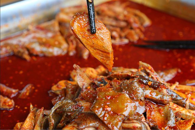 创建天府旅游名县 | 舌尖上的邛崃——钵钵鸡，麻辣爽口~（邛崃好吃的）