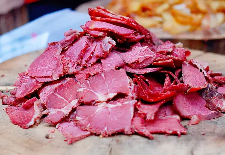 成都美食名天下，到成都一定不能错过的9大美食，是味道更是情怀（成都美食都有哪些地方特色）