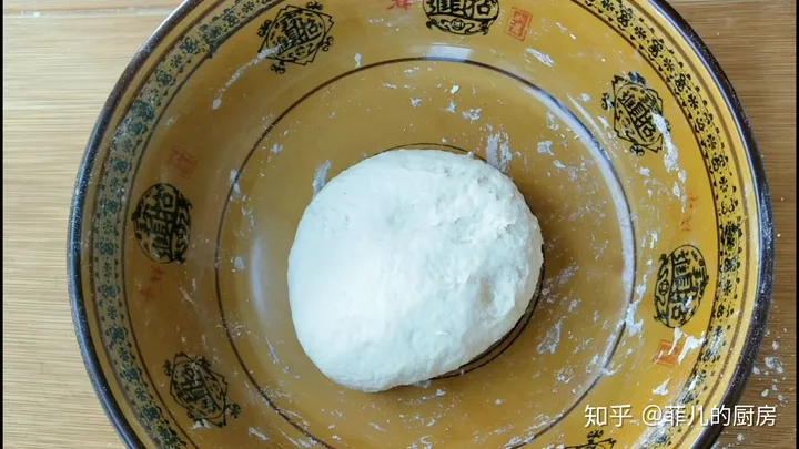 鸡蛋灌饼在家就能做，教你鼓大泡的诀窍，美味早餐轻松搞定（喷香的鸡蛋灌饼来啦,个个鼓大泡,一看就会,一做就对!）