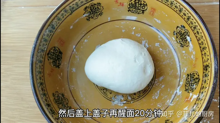 鸡蛋灌饼在家就能做，教你鼓大泡的诀窍，美味早餐轻松搞定（喷香的鸡蛋灌饼来啦,个个鼓大泡,一看就会,一做就对!）