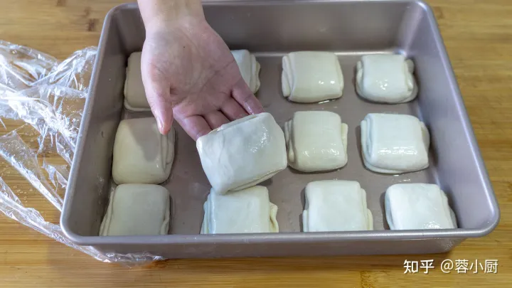 鸡蛋灌饼最简单正宗的做法，有技巧无难度，个个鼓大泡，不用再买（鸡蛋灌饼在家怎么做）