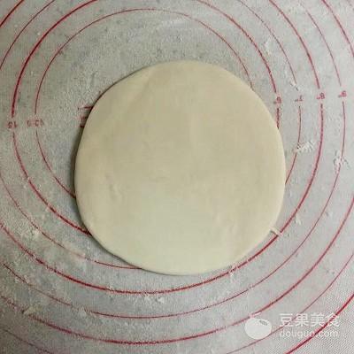 鸡蛋灌饼的做法（鸡蛋灌饼的详细做法）