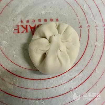 鸡蛋灌饼的做法（鸡蛋灌饼的详细做法）