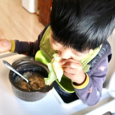 鸡蛋灌饼·疫情在家做美食早餐不重样（鸡蛋灌饼怎么做简单）
