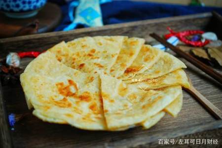 这样烙饼外酥里嫩，嚼劲十足，又软又好吃，不妨来试一试（烙饼怎么做好）
