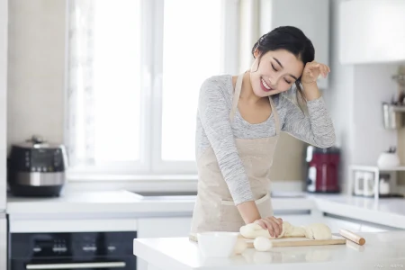 被誉为早餐公主的手抓饼香酥可人，这样制作，简直美味极了（手抓饼早餐食谱简单快速做法视频）