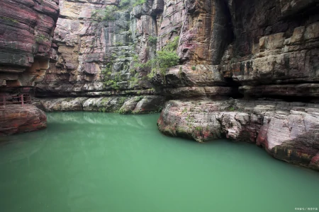 河南5日游跟团多少钱 少林寺 龙门石窟 白马寺 云台山 清明上河园-洛阳 少林寺 龙门石窟旅游团