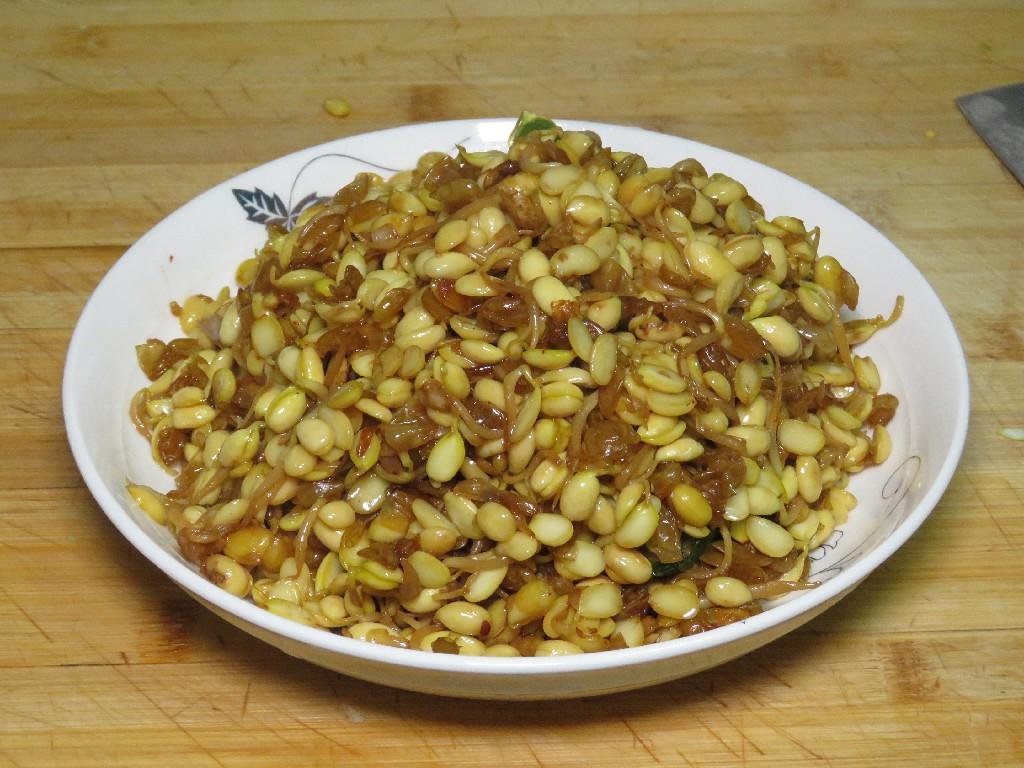 黄豆芽怎么做才好吃？5分钟就出锅，香辣美味，好吃到停不下来（黄豆芽怎么做好吃视频教程）